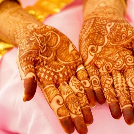 Best Mehendi Artists In Mumbai To Hire For Your Wedding